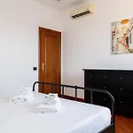 Azalee Urban Nest 4*
